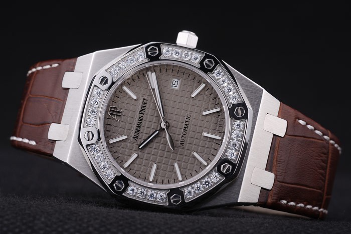 Audemars Piguet Royal Oak Watches 3362 - Image 3