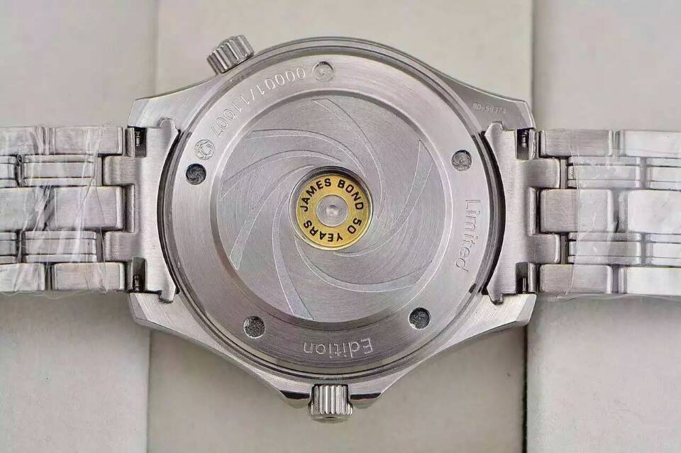 James Bond 50th anniversary Omega Watches Replica - Image 4