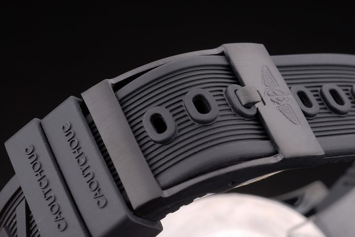 Breitling Certifie Black Rubber Strap Beige Dial Chronograph 80183 - Image 5