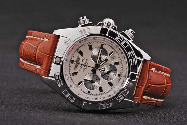 Breitling Chronomat Watches 3532 - Image 5