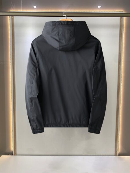 Replica Burberry 98939 Men Fashion Jackets Replica Burberry 98939 Men Fashion Jackets