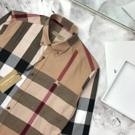 Replica Burberry 4805 Fashion Shirt Replica Burberry 4805 Fashion Shirt