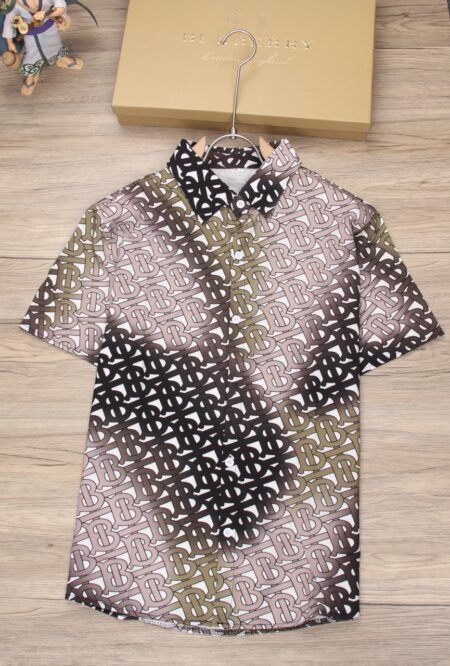 Replica Burberry 47182 Men Fashion Shirt 2 Replica Burberry 47182 Men Fashion Shirt 2