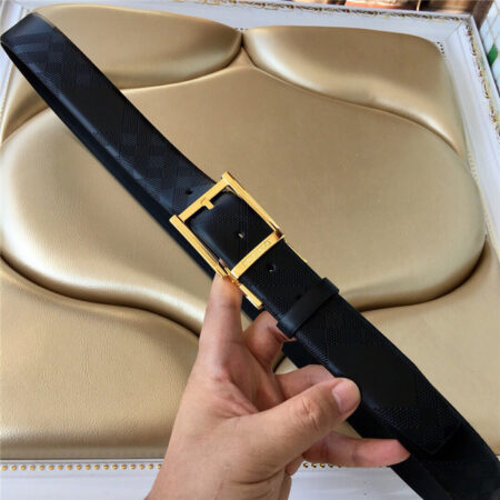 Replica Burberry AAA Quality Belt For Men 676080
