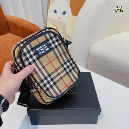 Replica Burberry 232 Unisex Fashion Bag