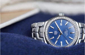 TAG HEUER